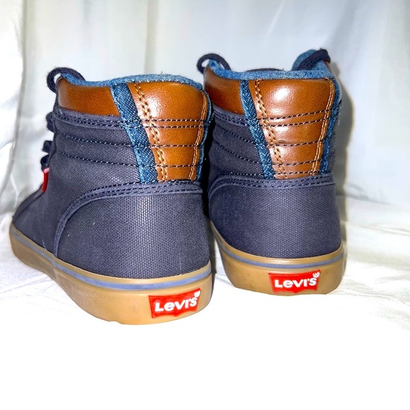 LEVI'S High Top Blue Denim Sneakers Men’s Size 6 Canvas & Tan Leather Levi LOGO - Picture 4 of 12